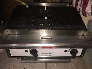 Toastmaster  pro series 24&#034; charbroiler grill nice and clean for sale