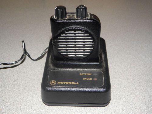 Motorola Minitor IV A03KUS9239BC VHF Stored Voice Pager with Charger