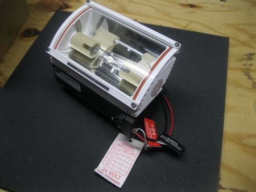 Nightscan Light OPC100-HH70-WBL 24V 70W Suitable For Wet Locations HID
