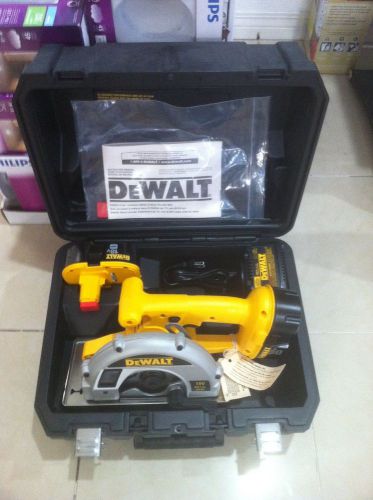 Dewalt dw934k 18v xrp cordless 6-3/4&#034; metal cutting circular saw - new for sale