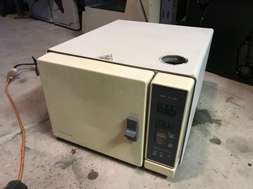 Pelton &amp; Crane Validator Plus Model AD Autoclave Steam Sterilizer W/ Tray