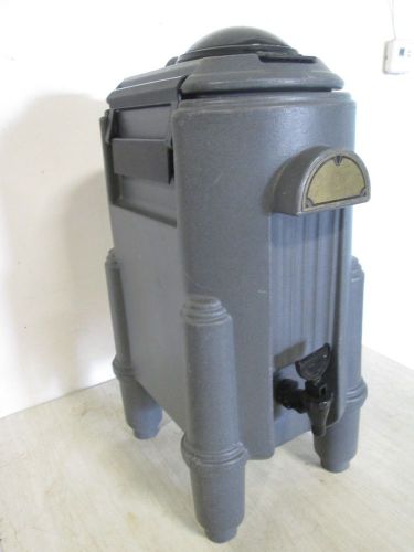 &#034;CAMBRO CSR5&#034; HD COMMERCIAL HOT/COLD 5gal. INSULATED BEVERAGE DISPENSER/CARRIER