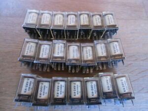 21 Stck - Relais K4-24V-2 - 635-5900 Ohm -T