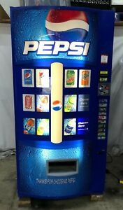 Vendo 630 Soda Vending Machine 10selection (5 can 5 bottle)