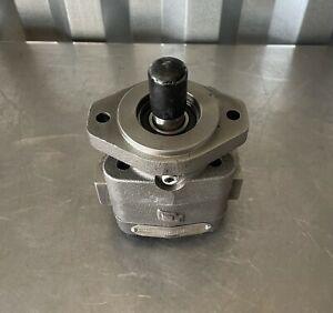 Permco M2100A783EDZA07-32 Hydraulic Motor 1” Keyed Shaft 2000 RPM 2250 PSI NEW!