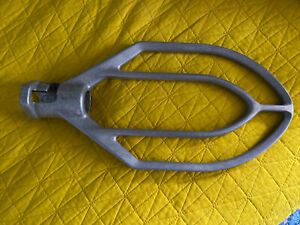 Hobart 60-30 QT Flat Beater