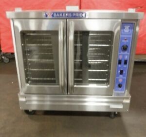 BAKERS PRIDE. FULL SIZE CONVENTION OVEN.  *MODEL BPCV-1-2W Gas Oven
