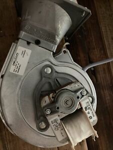Goodman REVCOR 77-138-000 Draft Inducer Blower Motor Assembly L25RP7401