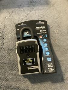 Master Lock 5440D Bluetooth Portable Lock Box