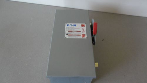 NEW EATON DH221NDK 30A 2P 3W 240V NEMA 3R/12 FUSIBLE DISCONNECT MADE IN THE USA