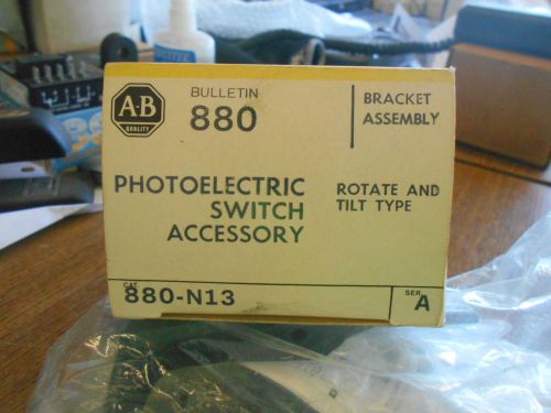 NEW ALLEN BRADLEY PHOTOELECTRIC SWITCH ACCESSORY 880-N13