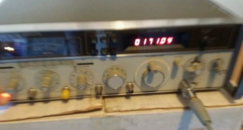 HP 8640B Signal Generator 