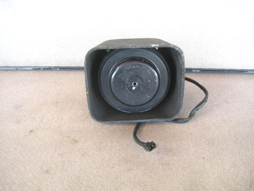 Code 3 Code3 pa speaker compatable with whelen, federal signal US206 siren mount