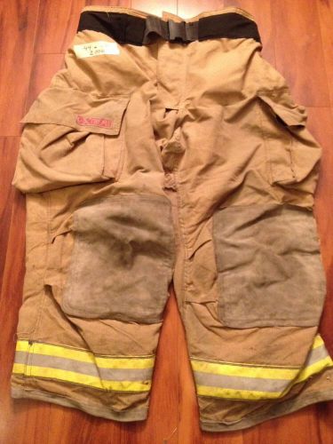 Firefighter pbi bunker/turn out gear globe g xtreme used 44w x 30l 2006 for sale