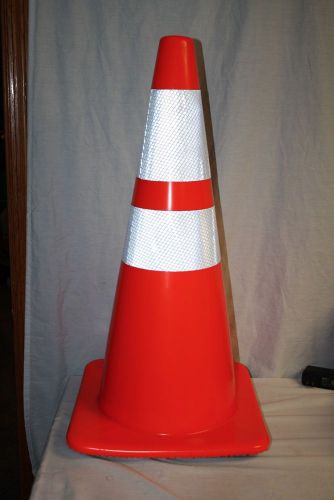 Lot of 5 Heavy Duty Highway Reflective Traffic Cone NEW 28&#034; tall x 14&#034; base 8lbs