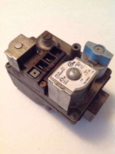 White rodgers 36e36 252 furnace gas valve c729668p01 24v .3a 1/2 psi furnace a/c for sale