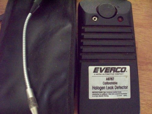 HVAC EVERCO A9767 HALOGEN LECK DETECTOR WITH CASE WORKS  GOOD!