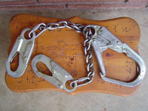 ~pt fall protect locking rebar  chain assembly with 2 locking snap hooks, preown for sale