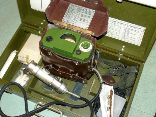 FULL SET USSR Geiger Counter Dosimeter DP-5V with SBM-20 &amp; Si3BG GM TUBES DP-5