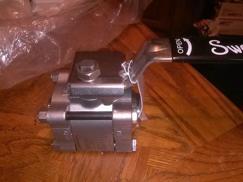 Swagelok, 1 1/4&#034; tube socket weld ball valve ss-67tsw20t new for sale