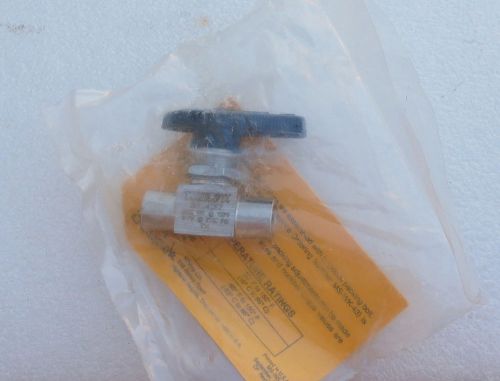 Whitey Swagelok 1/8&#034;  Stainless Steel Valve SS-42F2 Several Avail New