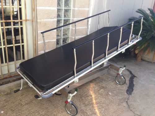 USED HAUSTED 625EFC00 UNI-CARE STRETCHER OR TRANSFER