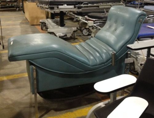 Baxter fenwal motorized donor chair, model 4r4211 - aqua for sale