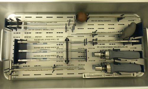 Medtronic M10 Screw and Prep Tray in Case 1851000 #502