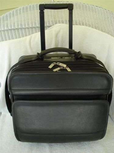 USL United States Laptop Luggage Rolling Briefcase Overnighter  Black Vinyl