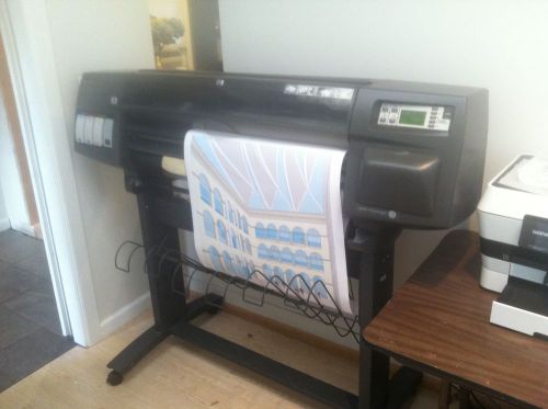 HP 1055CM Plus 36&#034; Plotter Printer in Full, Working Condition. C6075B