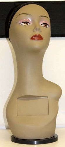 MANNEQUIN HEAD DISPLAY WIG HAT CAP HOLDER PLASTIC PVC RUBBER 18&#034; TALL
