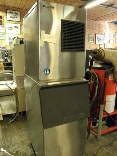 Hoshizaki km-280mah 280 lb air cooled crescent cuber ice machine with bin for sale