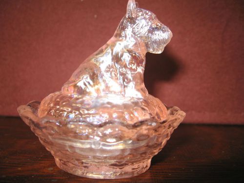 pink carnival glass scottie dog salt cellar / celt on nest basket dip iridescent