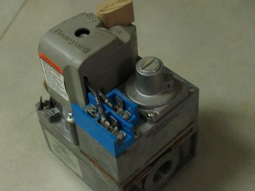 Honeywell vr8440a2001 hvac electronic ignition gas valve for sale