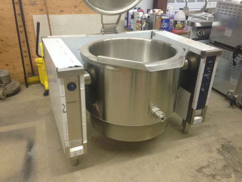 Electrolux 40 gallon self contained steam jacketed kettle for sale