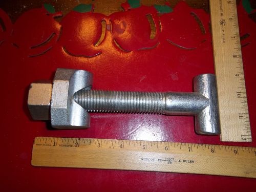 T bolt 1&#034; x 7&#034; long.bolt and nut for sale