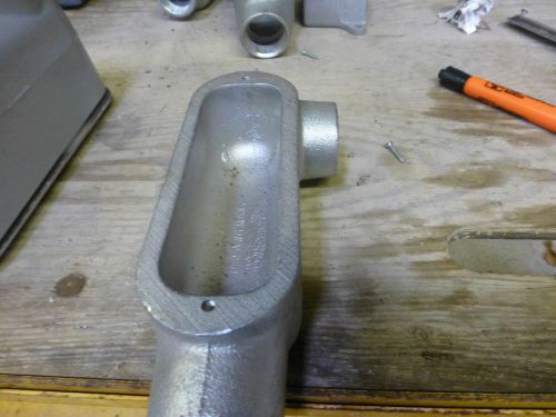 Malleable conduit body c   1 1/4&#034; threaded iron zinc ll125 elbow for sale