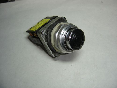 REES 40102 SER H.D. BLK EXT HEAD PUSH BUTTON  SWITCH WITH N.C.-N.O. CONTACTS