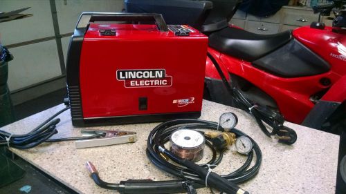 Lincoln Electric  Weld Pak 180 HD Wire Feed Welder with Spool Gun