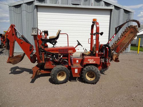 Ditch Witch 3700  Loaded with options.