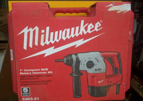 New milwaukee 5363-21 hd 1&#039;&#039; sds rotary corded hammer drill with hard  case for sale
