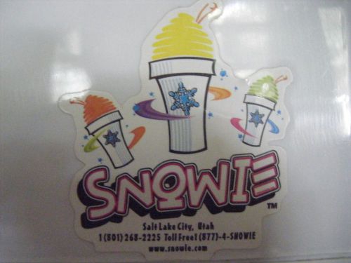 Little Snowie Shaved Ice Snow Cone Machine Crusher BBJ-0061 2008 E310710 SHVRLS