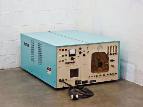 Lumonics CO2 Oscillator-Amplifier System TEA-820
