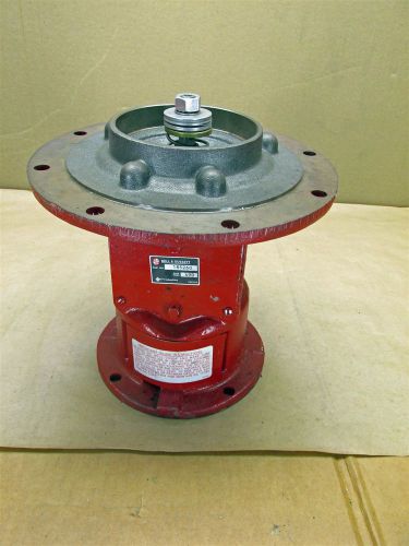 New Bell &amp; Gossett 185260 Seal Bearing Assembly F/  Pump Model PD38S   D5569