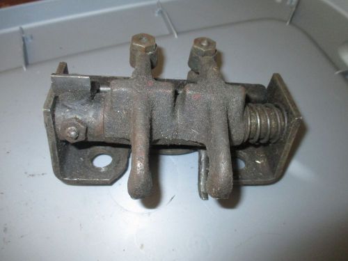 international IHC 1 1/2 - 2 1/2 hp LB rocker arm assembly  hit miss