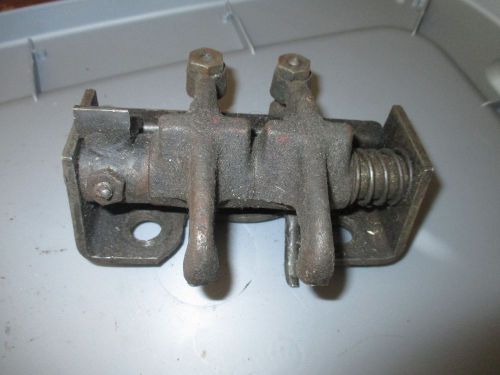 international IHC 1 1/2 - 2 1/2 hp LB rocker arm assembly  hit miss