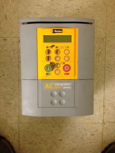 Parker Variable Freq Drive, AC690 0002/460/1BS, 2HP, 400/460VAC, Barely Used