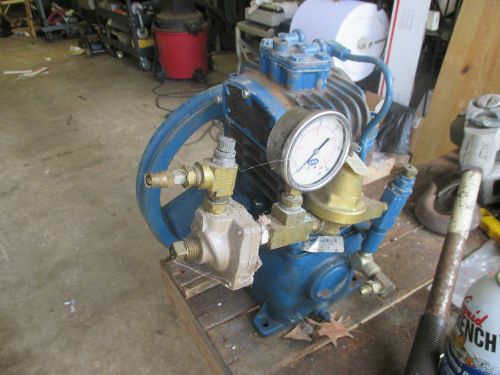 Two cylinder cast iron air compressor pump 2&#034; bor x 4&#034; stroke PKL / ELS USA made