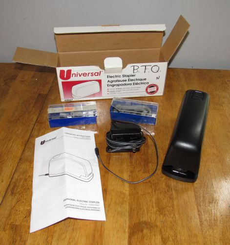 UNIVERSAL Electric Stapler Capacity 15 sheets, Original Box/Instructions/Staples