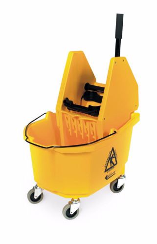 Delamo 8035DP Yellow Heavy Duty 35 Qrt Downpress Mop Bucket Wringer Combo